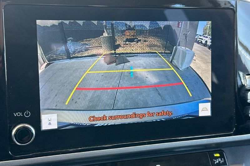 Used 2025 Toyota Camry LEImage 17