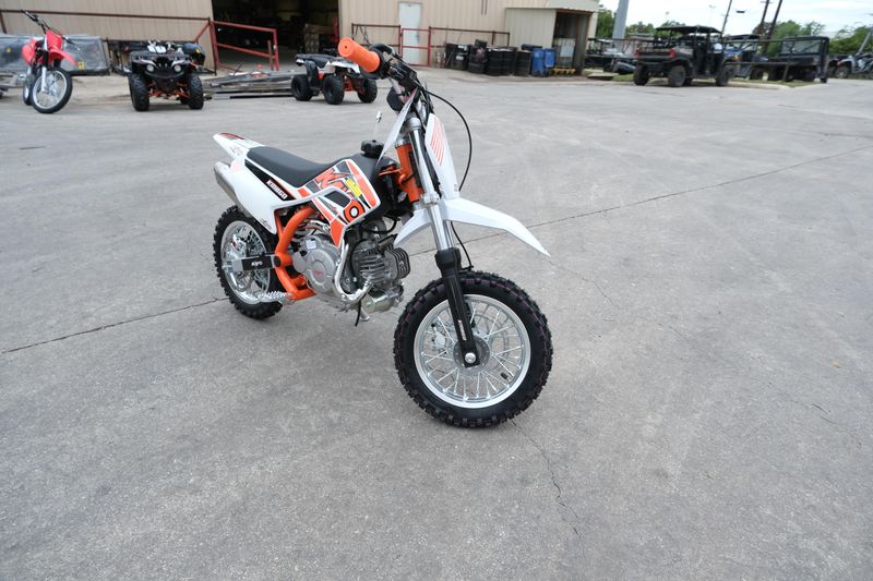 2024 KAYO KMB 60 WHITE in a WHITE exterior color. Family PowerSports (877) 886-1997 familypowersports.com 