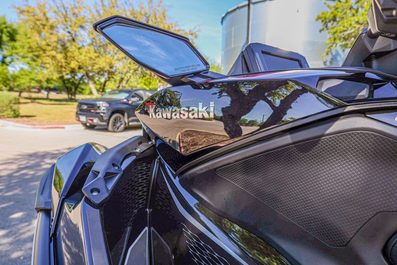 NEW 2026 KAWASAKI JET SKI ULTRA 310LX Image 5