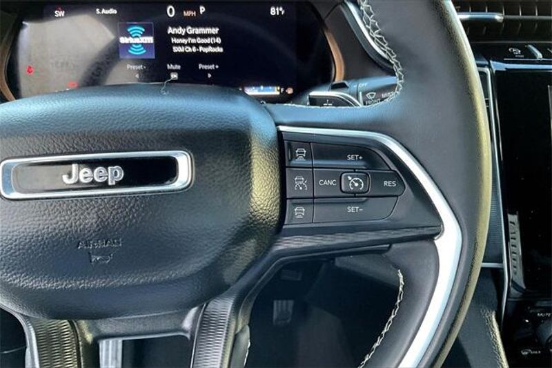 Used 2024 Jeep Grand Cherokee L AltitudeImage 19