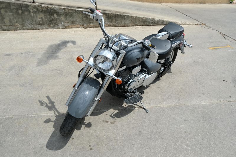 NEW 2025 SUZUKI BOULEVARD C50 Image 7