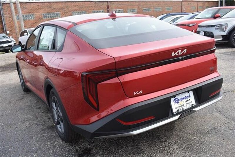 2025 Kia K4 LXSImage 5