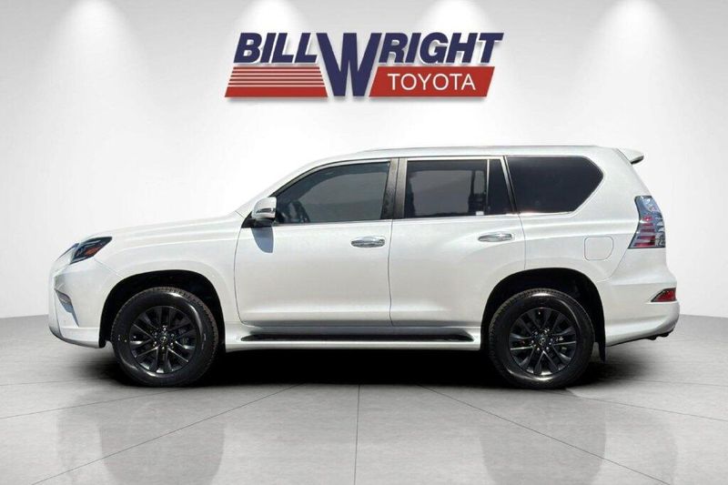 Used 2023 Lexus GX 460Image 6