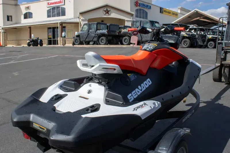 NEW 2026 SEADOO SPARK TRIXX FOR 3 90HP WITH SOUND SYSTEM Image 6