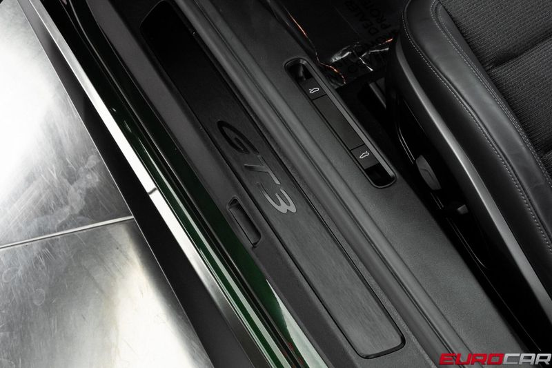 2025 Porsche 911 GT3 Touring *6-SPEED MANUAL * SPORT SEATS PLUS*Image 48