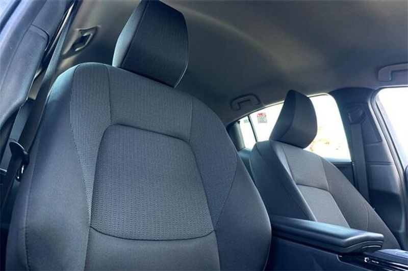 2024 Toyota Prius LimitedImage 15