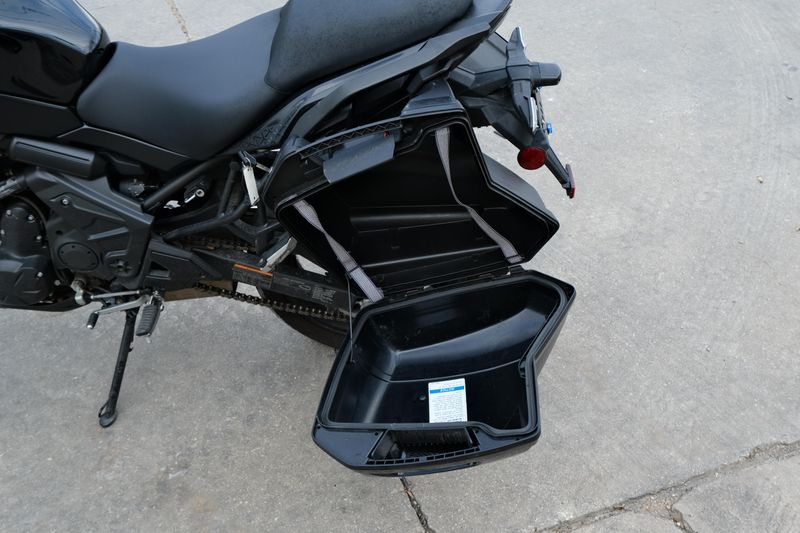 2023 Kawasaki VERSYS 650 LT METALLIC SPARK BLACK AND METALLIC FLAT SPARK BLACK Image 10