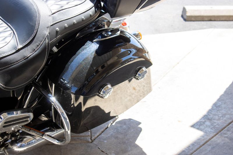 USED 2021 INDIAN MOTORCYCLE ROADMASTER Image 14