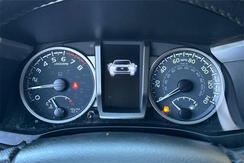 Used 2022 Toyota Tacoma Image 20