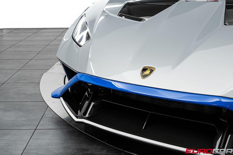 2023 Lamborghini Huracan STO *HUGE CARBON OPTIONS * FULL PPF*Image 9