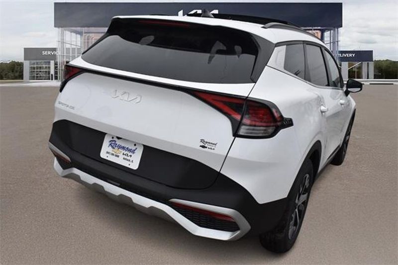2025 Kia Sportage EXImage 3