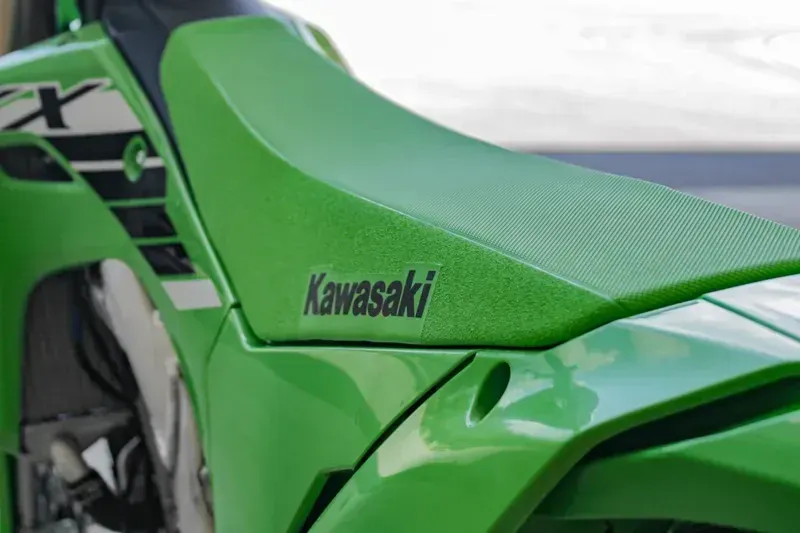 2025 Kawasaki KX 450X LIME GREENImage 12