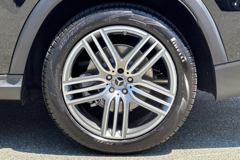 Used 2026 Mercedes-Benz GLS 450Image 36