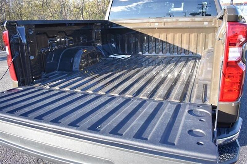 Used 2023 Chevrolet Silverado 1500 LTImage 18