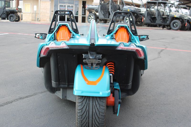 Used 2023 Polaris SLINGSHOT R MANUAL Image 5
