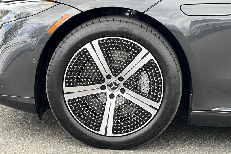 2023 Mercedes-Benz EQS 450Image 33