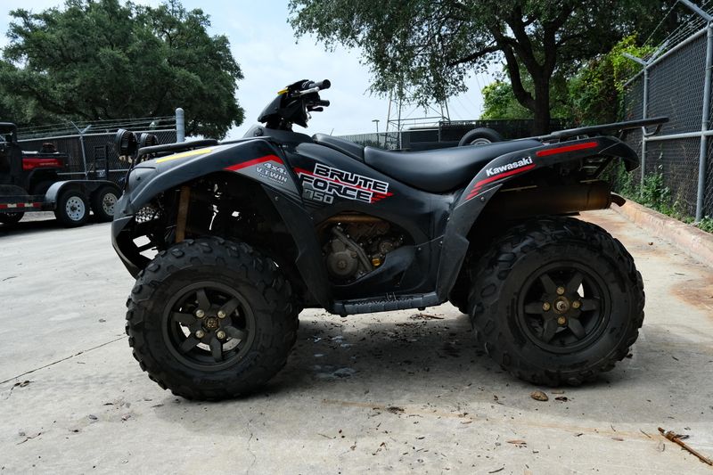 USED 2023 KAWASAKI BRUTE FORCE 750 4X4I EPS Image 8