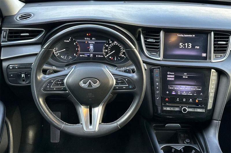 2022 Infiniti QX50 Luxe photo 14