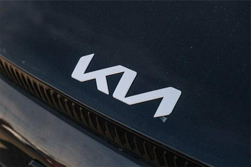 2024 Kia EV6 LightImage 14