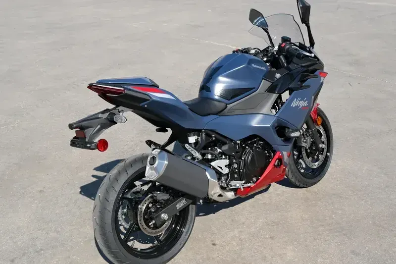 NEW 2026 KAWASAKI NINJA 500 SE ABS Image 3