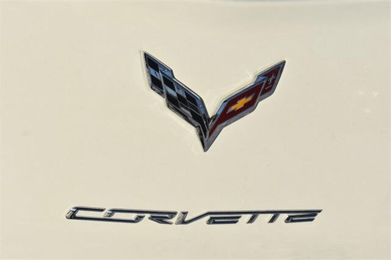 2015 Chevrolet Corvette Stingray Z51Image 18