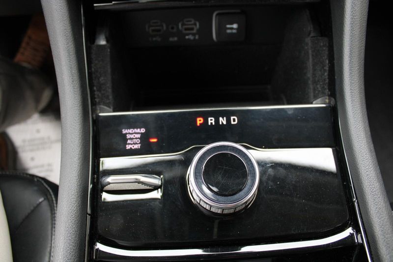 2021 Jeep Grand Cherokee Limited photo 23