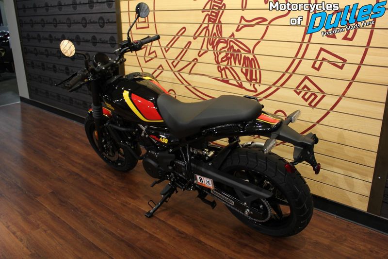 New 2026 Royal Enfield Guerrilla 450 Image 6