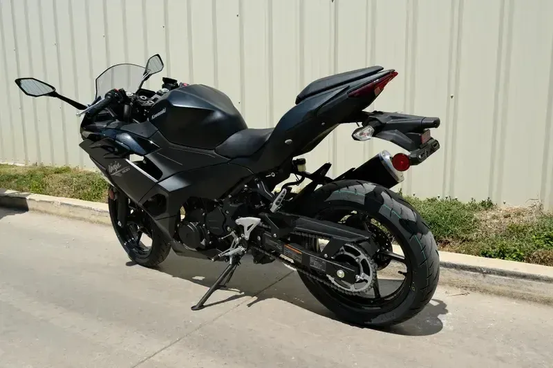 NEW 2026 KAWASAKI NINJA 500 Image 5