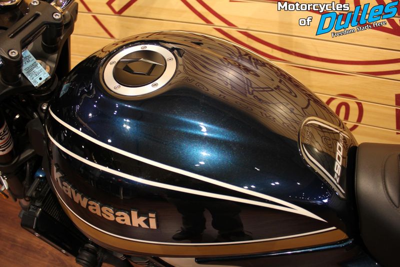 Used 2022 Kawasaki Z900RS ABS Image 14