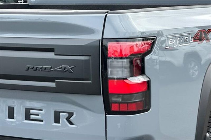 New 2025 Nissan Frontier PRO-4XImage 22