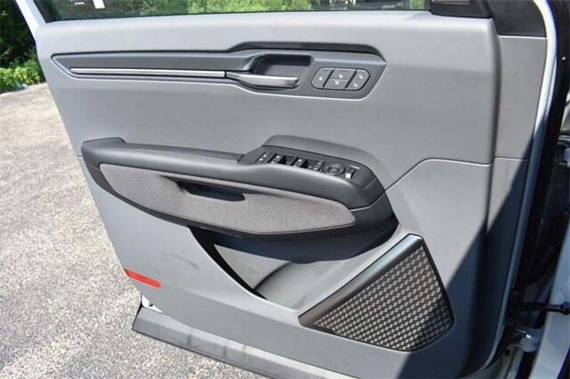 New 2026 Kia EV9 LandImage 37
