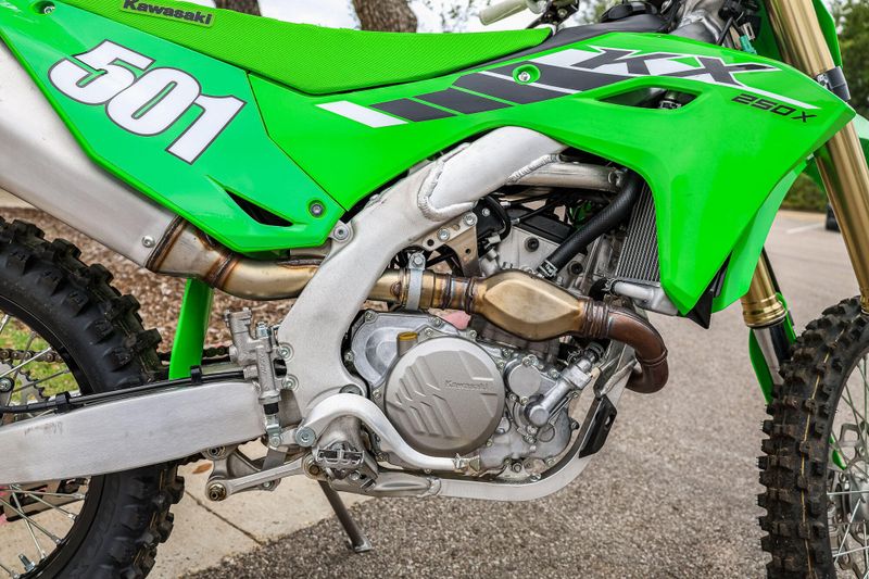 2025 Kawasaki KX 250X Image 14