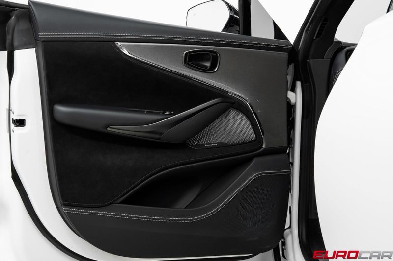 Used 2025 Aston Martin DBX 707 *SATIN FACTORY PAINT * PREMIUM PACKAGE*Image 23