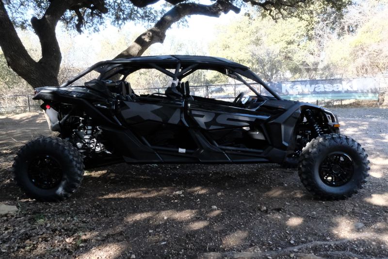 2025 Can-Am MAVERICK X3 MAX X RS TURBO RR TRIPLE BLACKImage 19