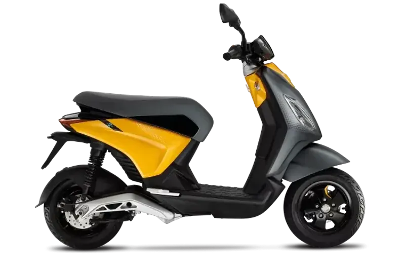 2022 PIAGGIO 1 ACTIVE in a SUNSHINEMIX GREY exterior color. Cross Country Powersports 732-491-2900 crosscountrypowersports.com 