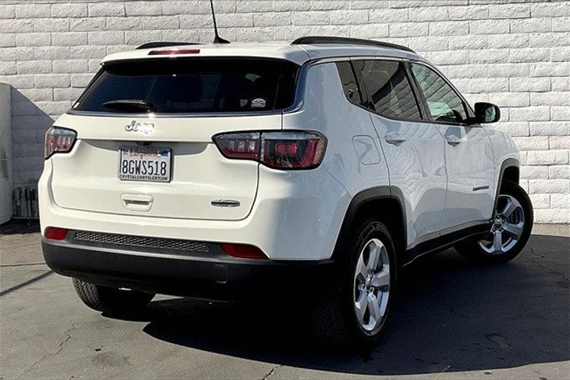 2018 Jeep Compass LatitudeImage 13