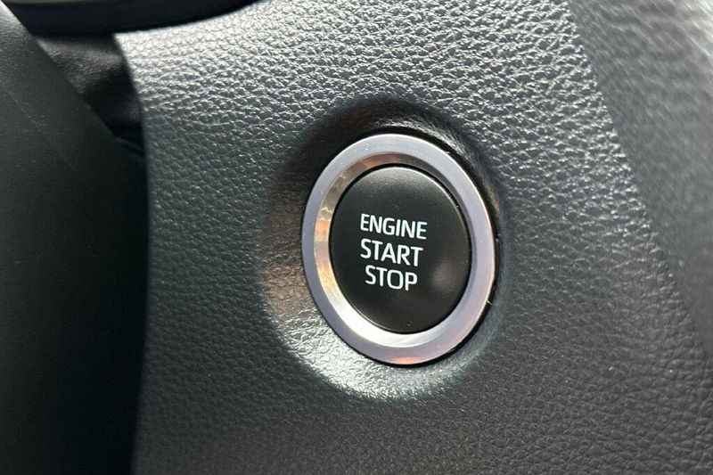 Used 2024 Toyota Corolla Hatchback XSEImage 21