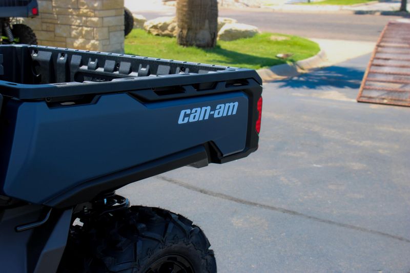 New 2025 Can-Am DEFENDER XT HD9 DUSTY NAVY Image 15