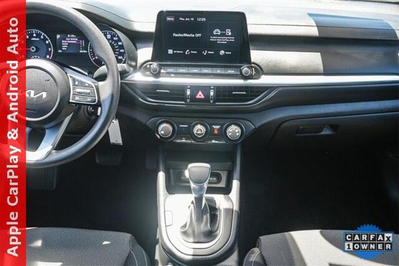 Used 2022 Kia Forte LXSImage 14