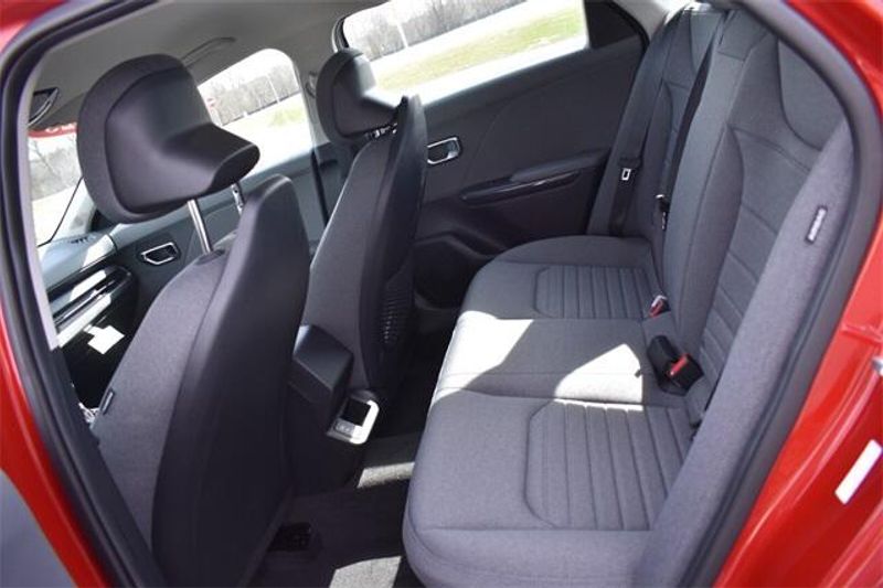2025 Kia K4 EXImage 15