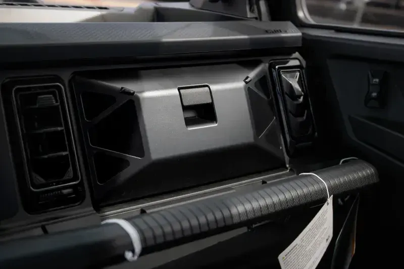 NEW 2026 CAN-AM DEFENDER MAX LONE STAR CAB HD11 Image 16