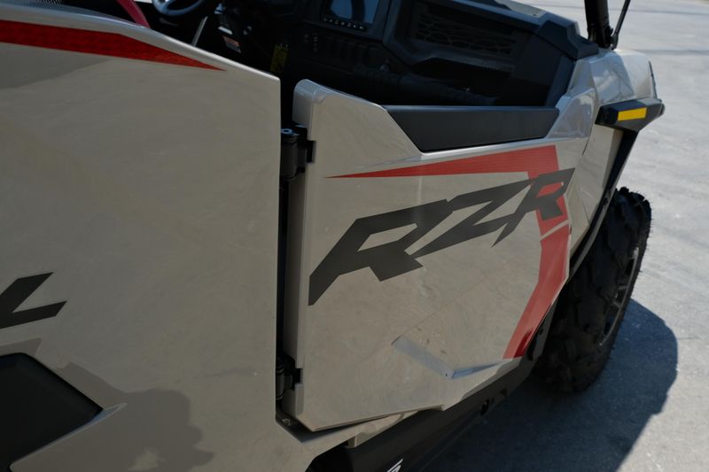 NEW 2026 POLARIS RZR TRAIL ULTIMATE Image 18