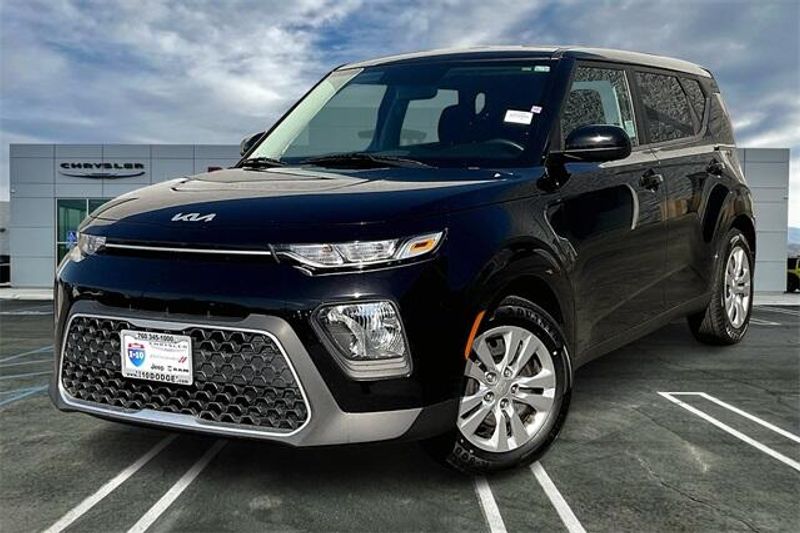 2022 Kia Soul LXImage 1