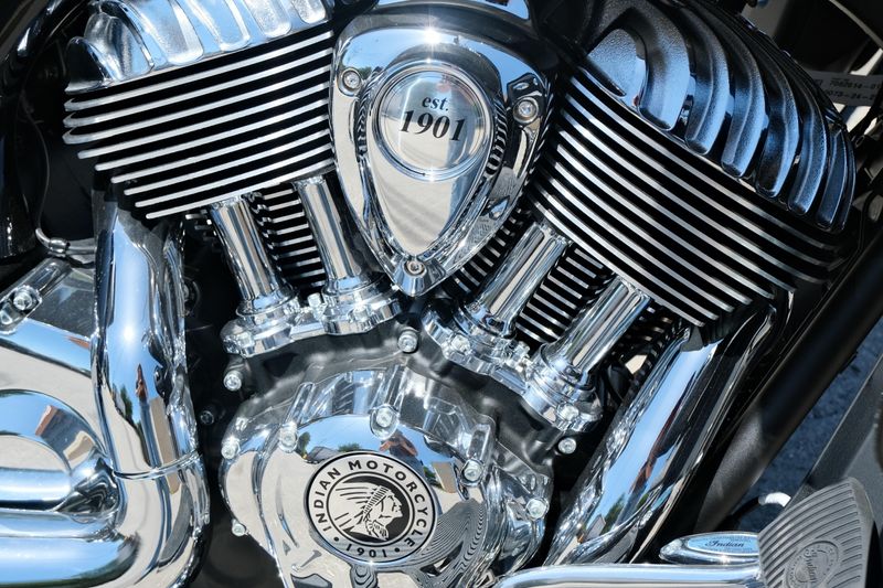 NEW 2025 INDIAN MOTORCYCLE ROADMASTER WITH POWERBAND AUDIO PACKAGE BLACK Image 12