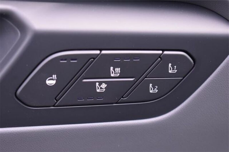New 2026 Kia EV9 WindImage 23