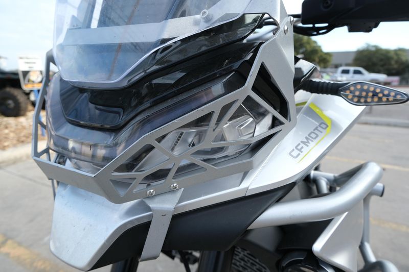 2023 CFMOTO IBEX 800T BLUEImage 5