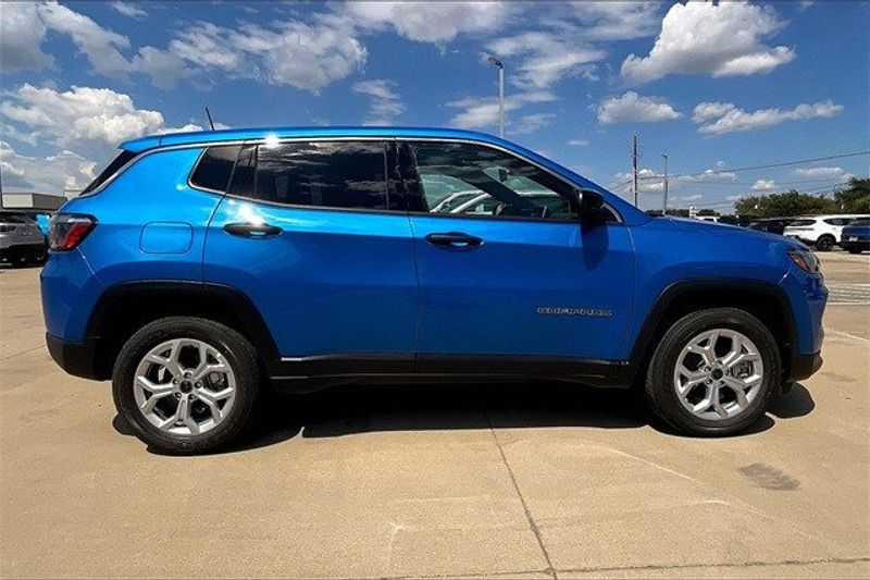 2025 Jeep Compass Sport 4x4Image 16