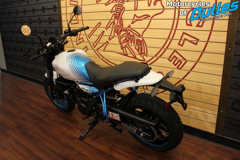 New 2026 Royal Enfield Guerrilla 450 Image 6