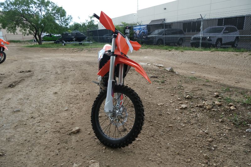 2024 KTM 450 XCF ORANGEImage 4