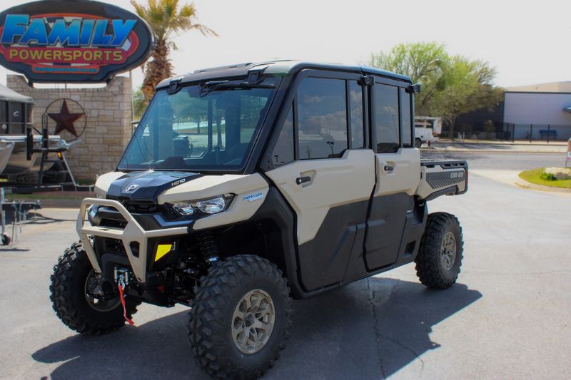 2025 Can-Am DEFENDER MAX LIMITED CAB HD10 DESERT TAN AND STEALTH BLACK Image 1